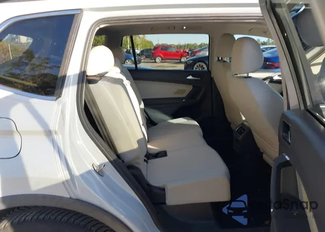 2018 Volkswagen Tiguan 2.0T Se/2.0T Sel from USA, damaged, VIN 3VV3B7AX4JM073402